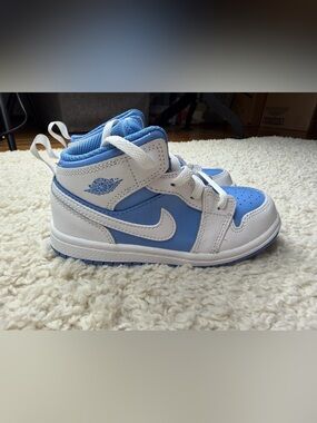 Nike Jordan Kids' 10C Mid-Top Sneakers NWOT